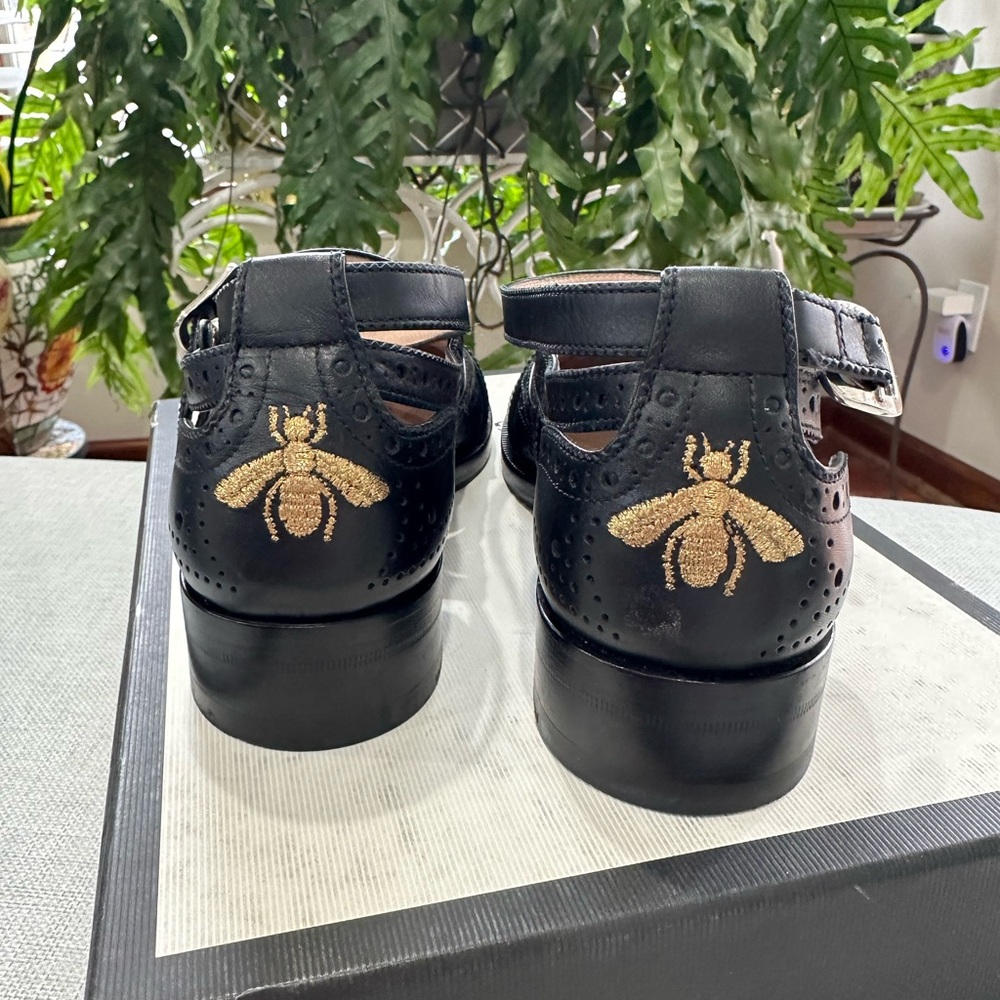 Gucci leather shoes